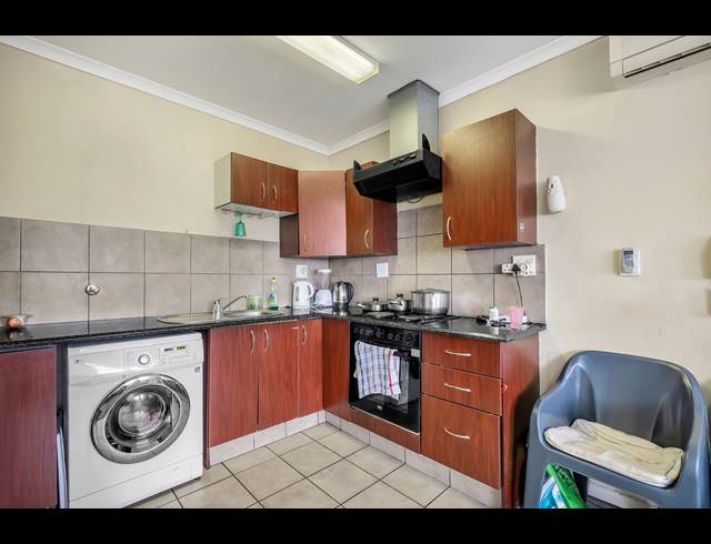 1 BEDROOM APARTMENT FOR SALE IN FERNDALE